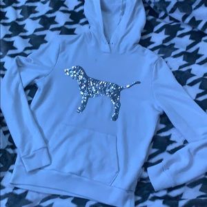 xs pink sweatshirt white